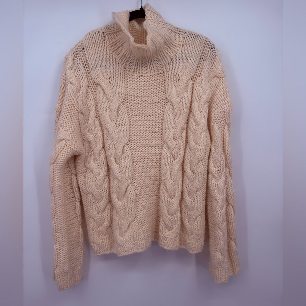 Something Navy Chunky Cable Knit Sweater Cream Turtleneck Size S